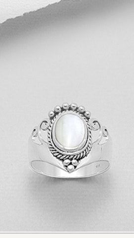STERLING SILVER AND MOTHER OF PEARL BALI STYLE RING